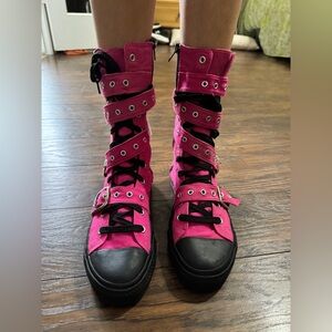Demonia deviant 204 pink buckle high tops